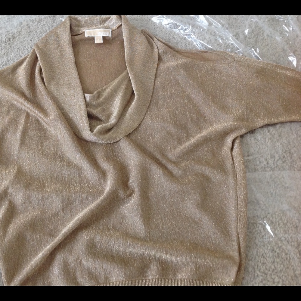 Michael Kors golden  top.NWT